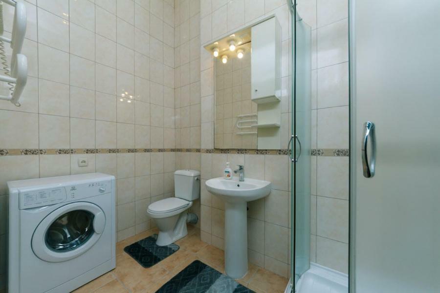 Apartment On Saksahanskoho Street Kiev Dış mekan fotoğraf