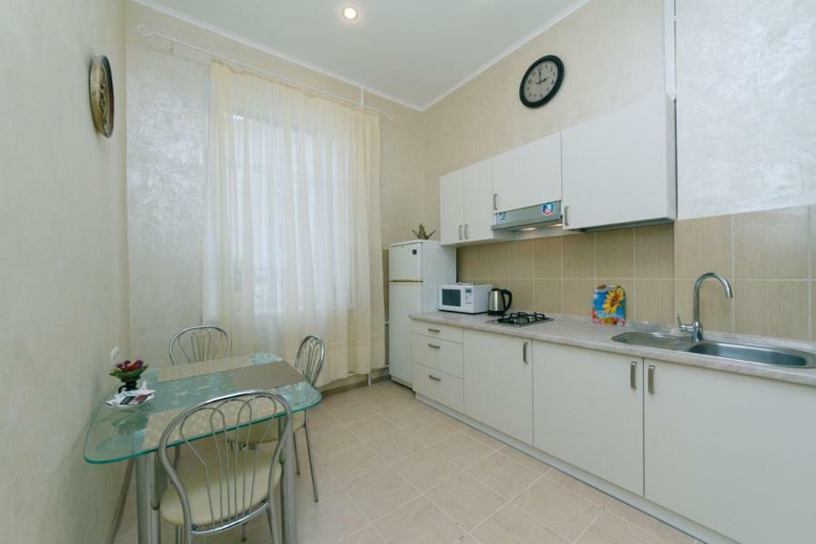 Apartment On Saksahanskoho Street Kiev Dış mekan fotoğraf